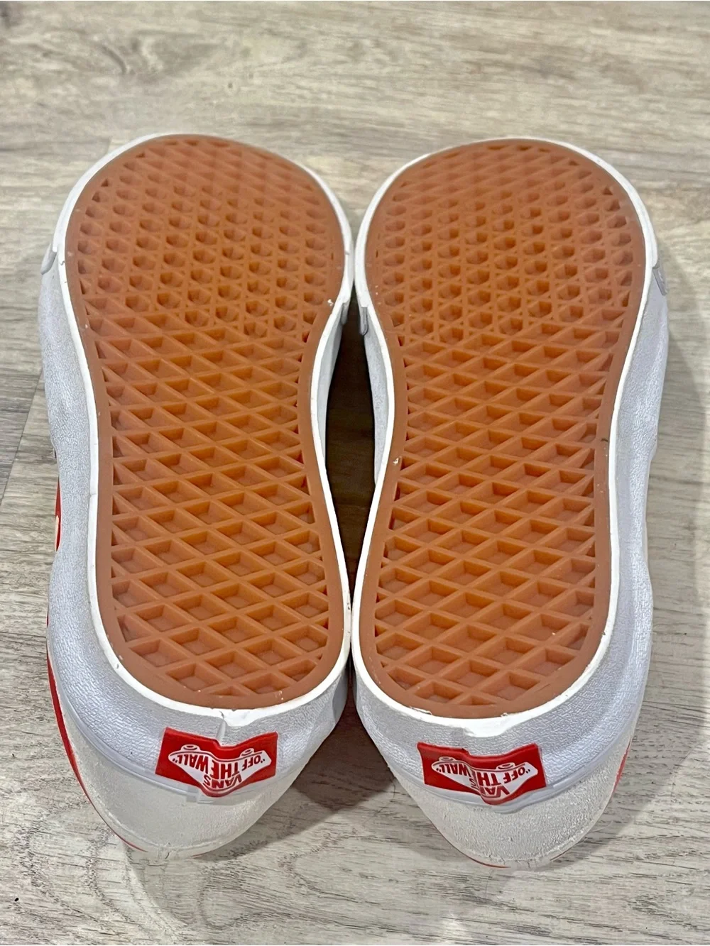 Vans Era Flame White Low Top Sneaker, Men’s 7.5/Women’s 9